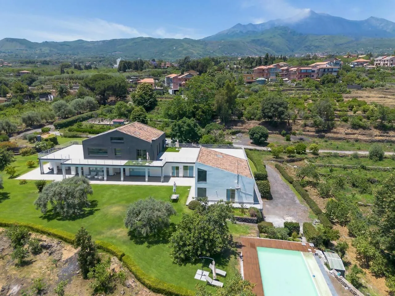 Villa Persea Santa Venerina